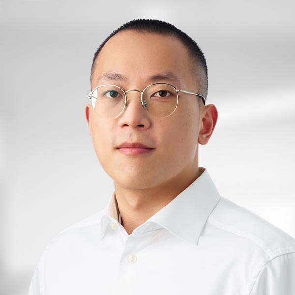 Dexin Chen Headshot